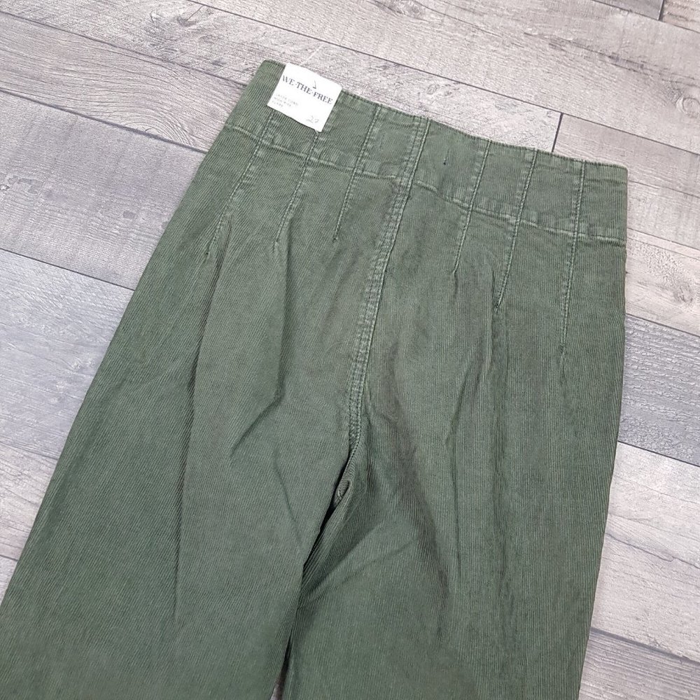 Free People Jayde Corduroy Flare Jeans 27 UK 8 Green High Rise We The Free BN - Picture 4 of 12